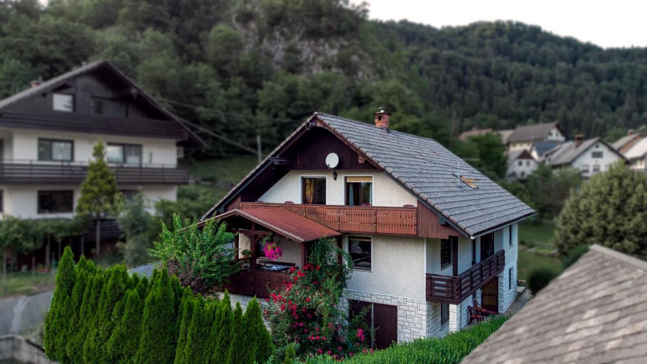 Alp House Hotel Bohinjska Bela Ngoại thất bức ảnh