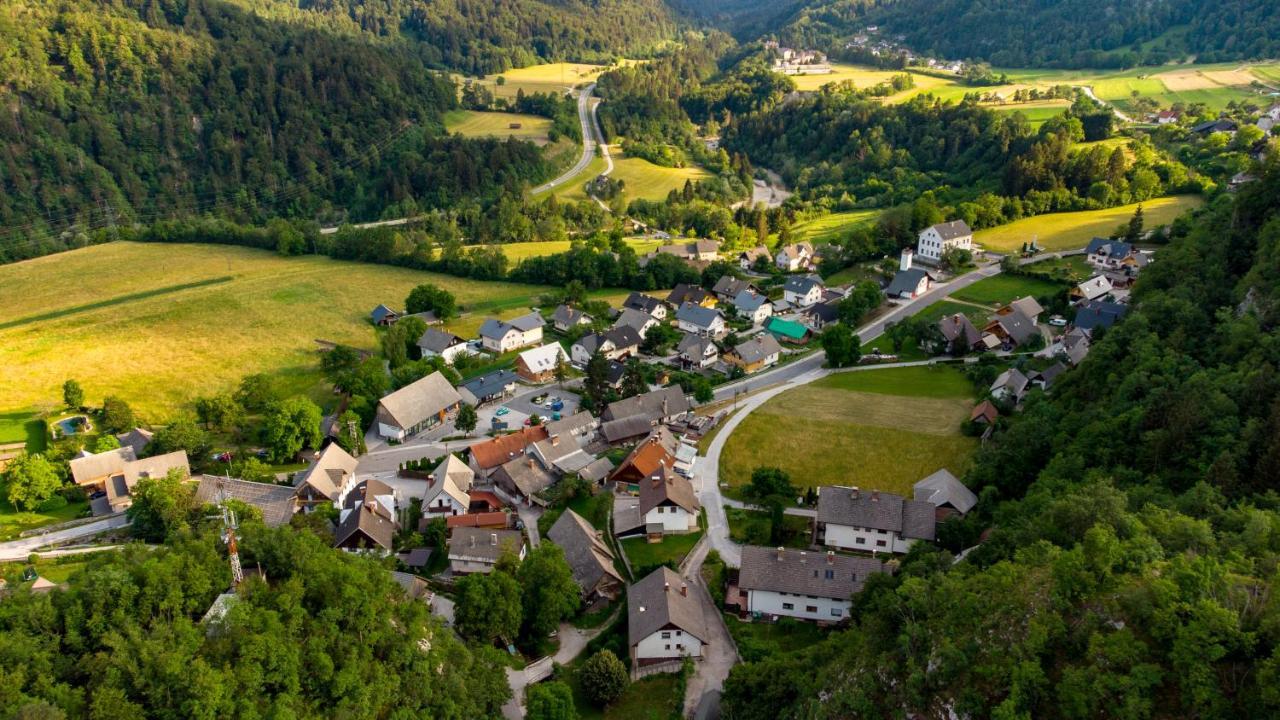 Alp House Hotel Bohinjska Bela Ngoại thất bức ảnh